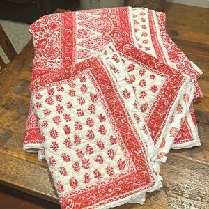 Pottery Barn Red and Cream Floral Quilt and Shams. Queen.